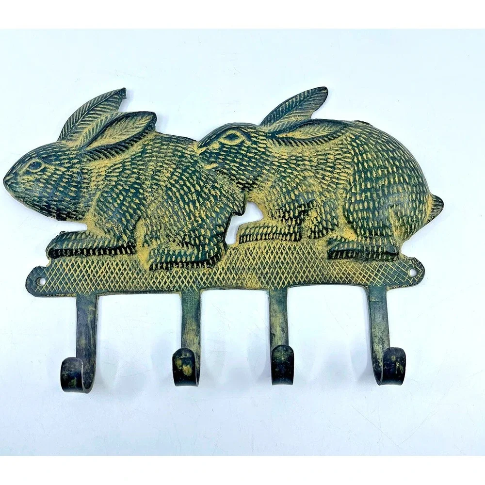 VTG Cast Iron Bunny Rabbit Wall 4 Hook Coat Key Apron Holder Primitive
